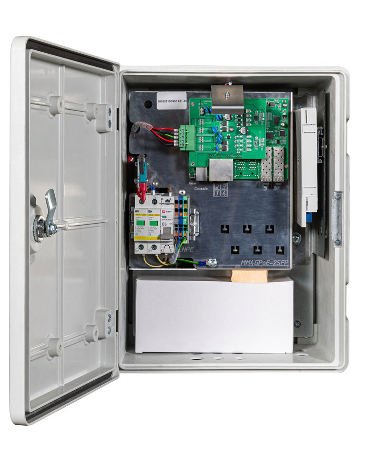Kommutator-ulichnyy-Mastermann-MM4GPoE_2SFP-_2_ Kommutator-ulichnyy-Mastermann-MM4GPoE_2SFP-_2_