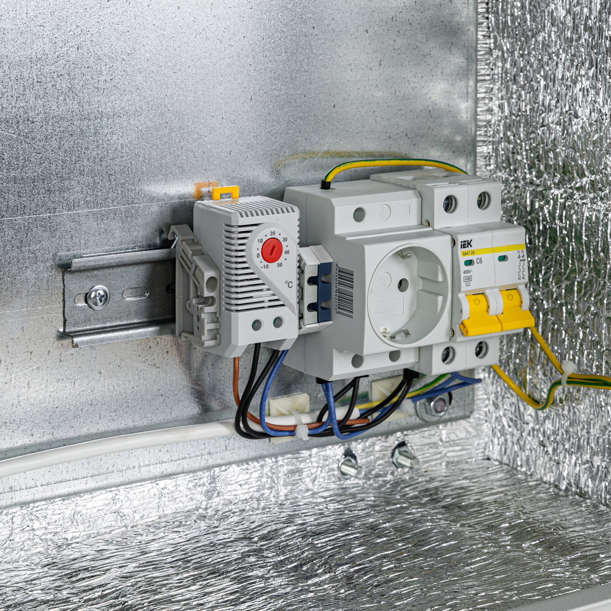 R22_2610 (1) R22_2610 (1)